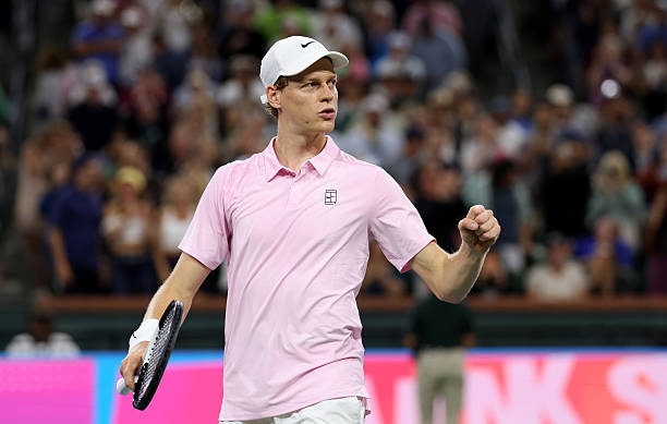 Първокласен Синер върна в първи клас новата звезда на световния тенис за 1/2-финал в ИУ!