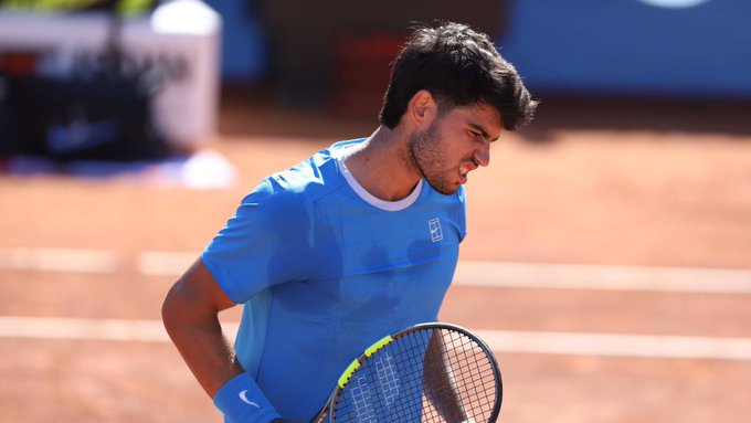 По-малко от 24 часа след първата си победа: Алкарас се оттегли от турнира в Барселона width=