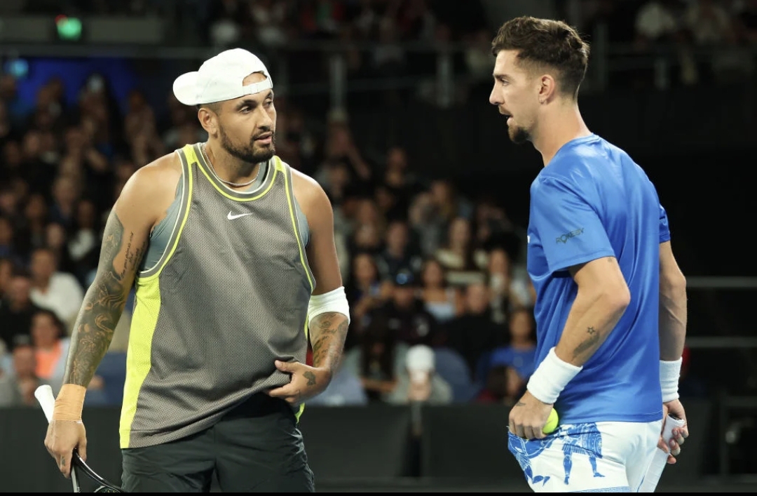 Завръщане като на кино: Кирьос и Кокинакис взривиха Бризбейн след победа над бивши №1!