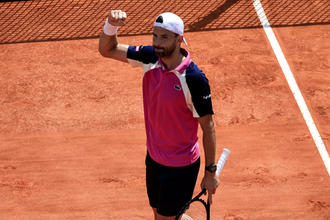 Дискусия на живо: Време е сезонът на клей да започне!