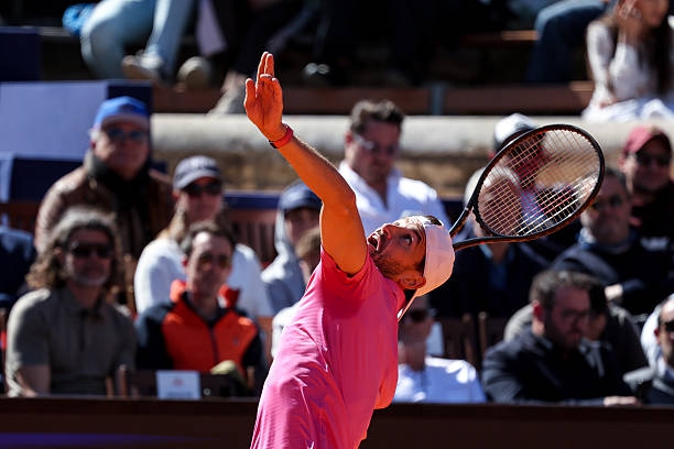 Разочароващ завършек: Григор подари победата на Хачанов след ужасяващо сервиране в Ним