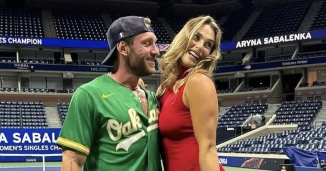 "Горчиво": Сабаленка се сгоди за бизнес партньор на Джокович в Индиън Уелс (видео) width=