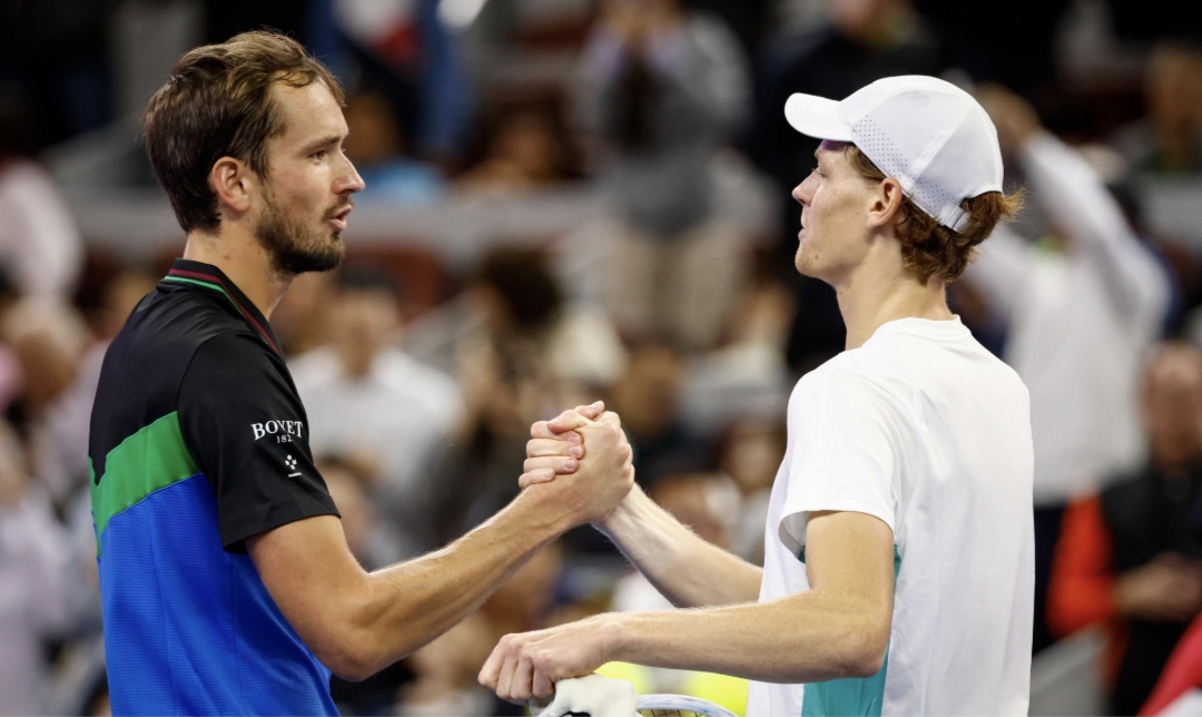 ИУ: Ето кога започват звездните финали Синер - Медведев и Сабаленка - Рибакина (програма)