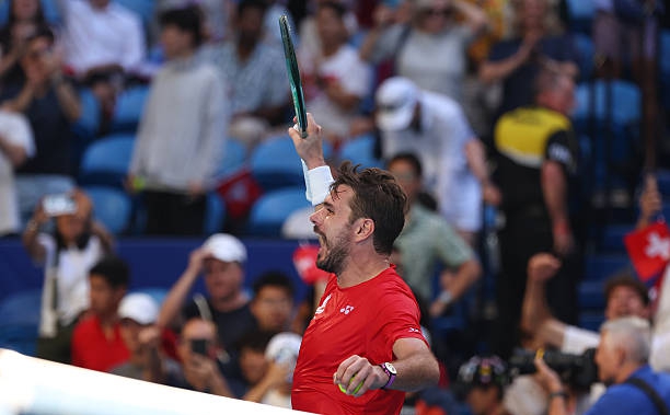 40-годишна легенда: Вавринка повали последния Мастърс финалист за начало на финалния си сезон