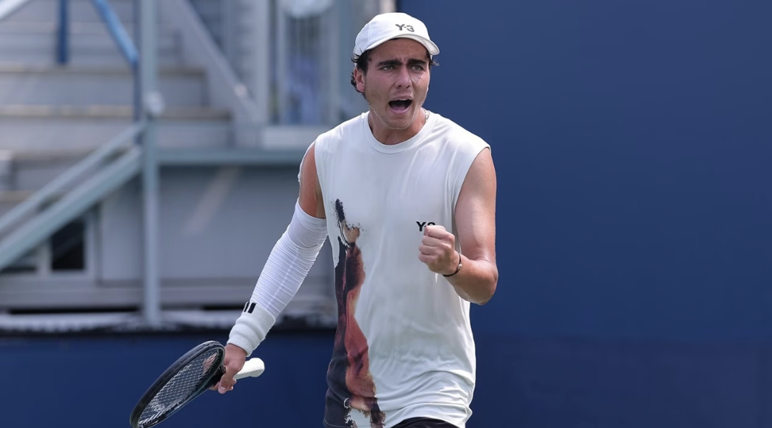 Атина: Ето кога 17-годишният Иван Иванов излиза за дебюта си на ниво ATP (програма)