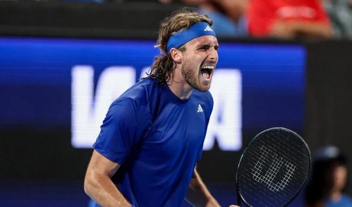 Циципас взе първи топ 10 скалп от 2 години и почти направи невъзможното срещу шампиона!