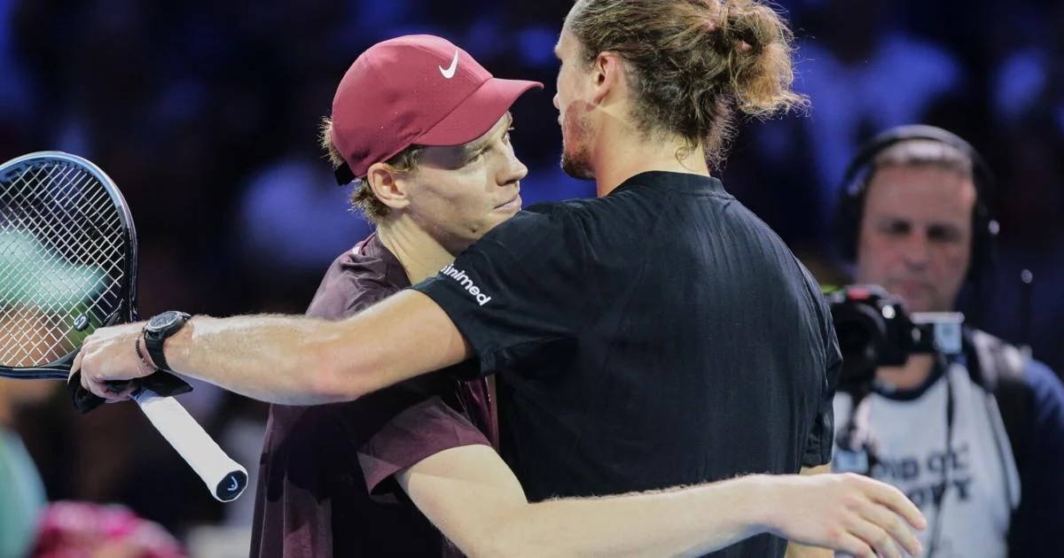 Париж: Мегашоуто Синер - Зверев и битката за Торино между Оже-Алиасим и Бублик (програма) width=