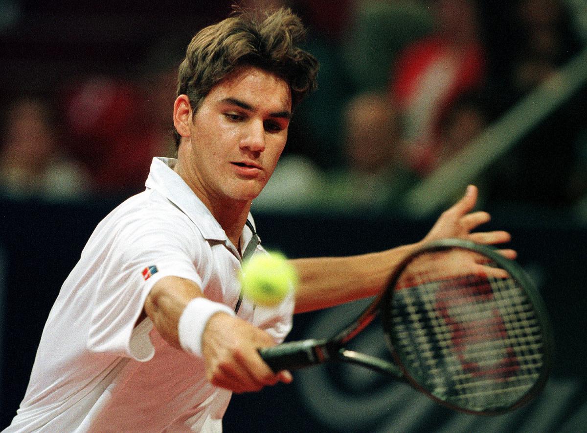 Ретро тенис: Първият мач на Федерер с Агаси в Базел през 1998 (видео)