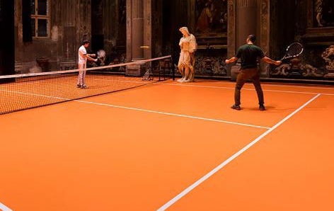 Изумително: Направиха тенис корт в църква в Милано