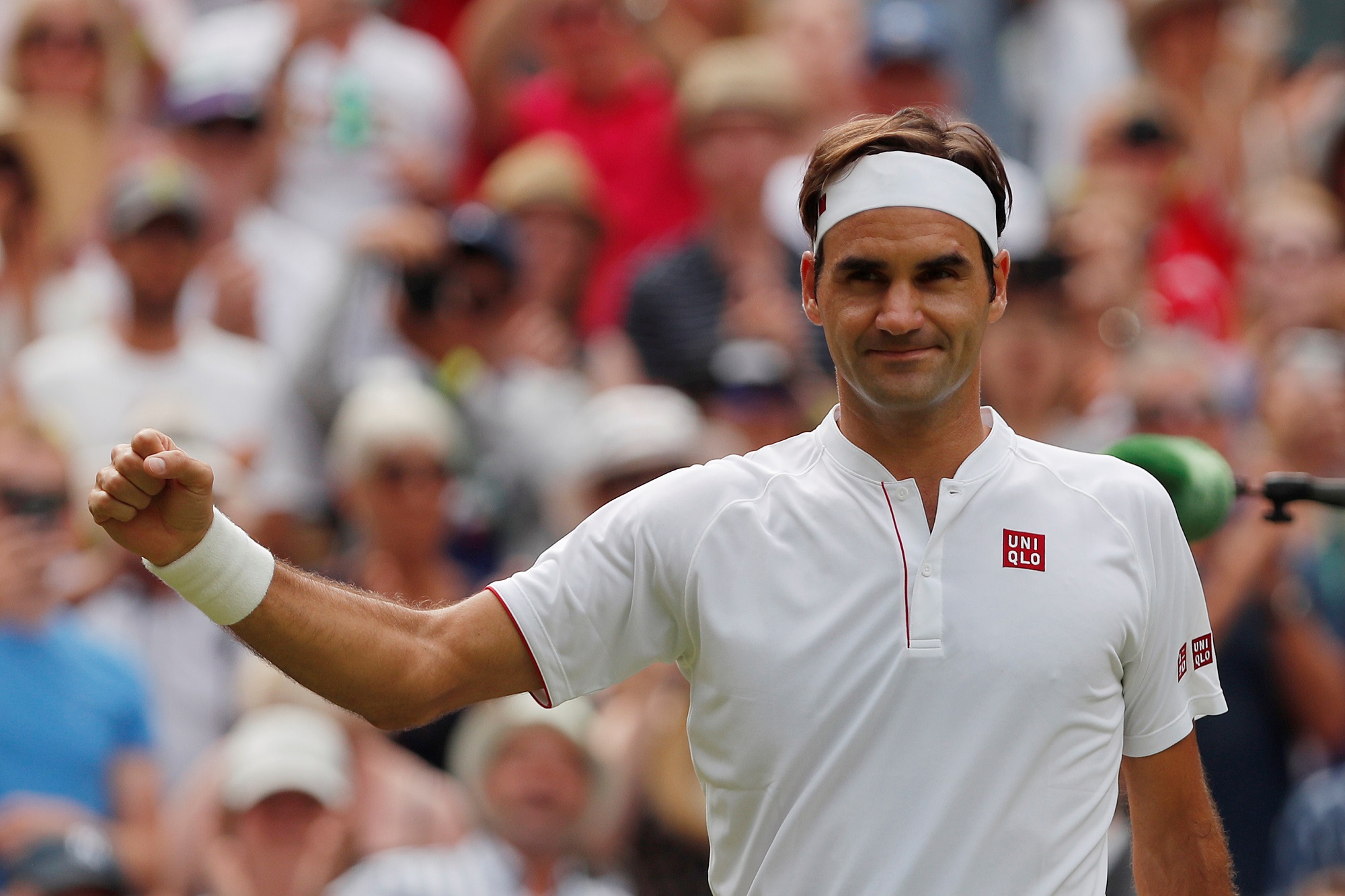 ВИДЕО: Федерер изравни рекорд с 35 поредни точки на свой сервис