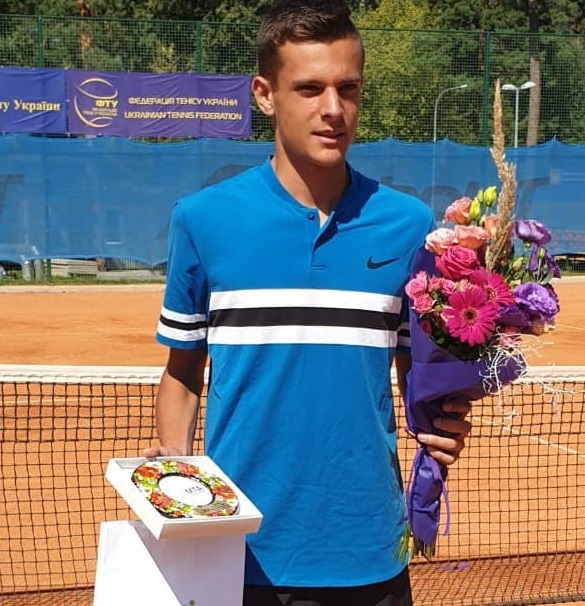 Симеон Терзиев спечели титла в Киев