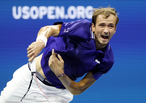 Медведев изнесе ново безупречно представяне и намери място във втората седмица на US Open