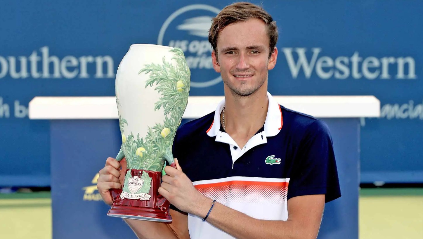 Вероятно по голямата част от тенисистите поставят спечелените си трофеи