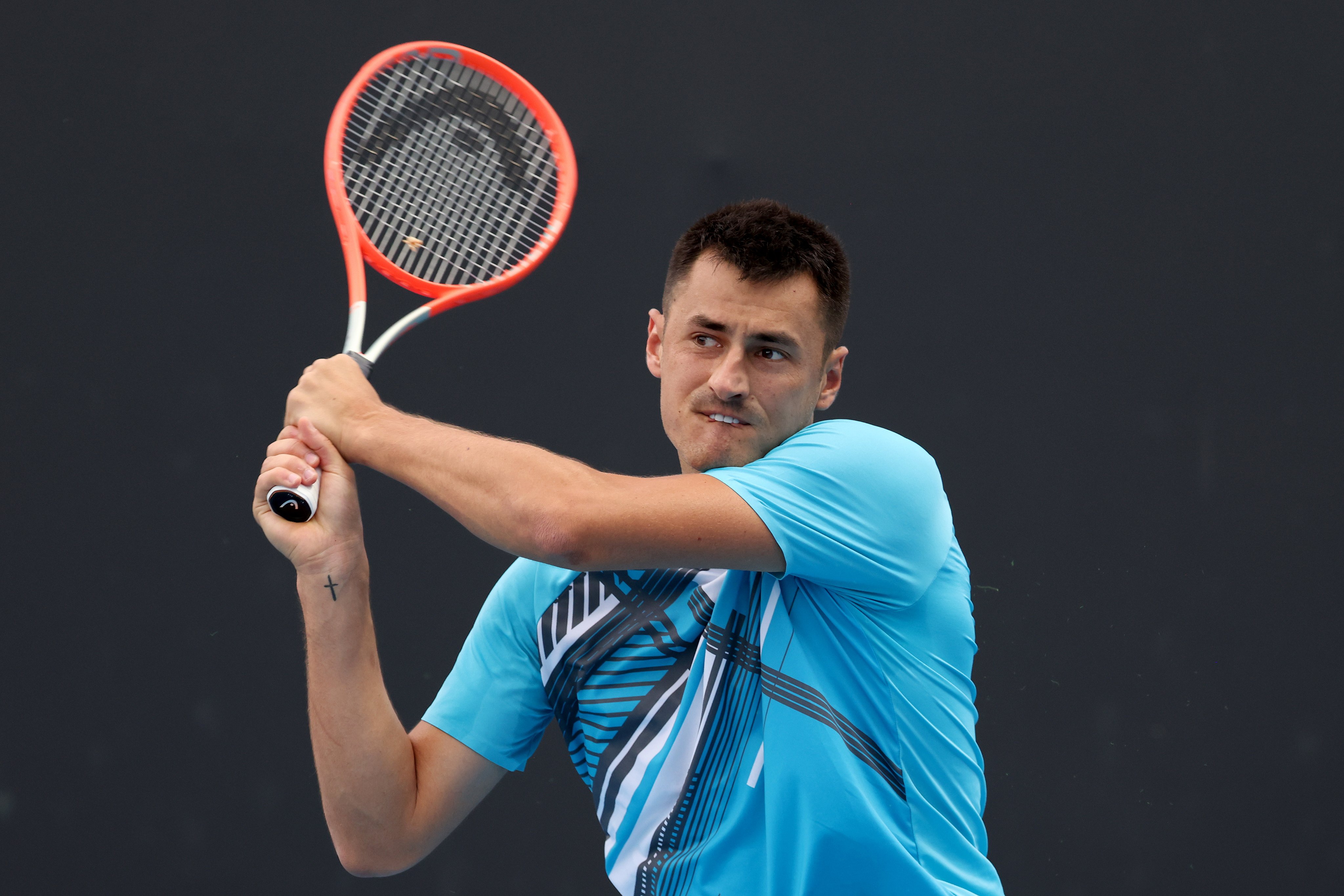 Томич с първа победа на турнир от Шлема от 2018 г. насам след отказване