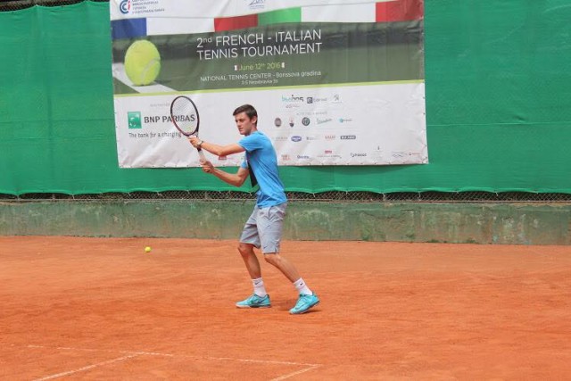 Александър Лазаров с полуфинал в Ниш