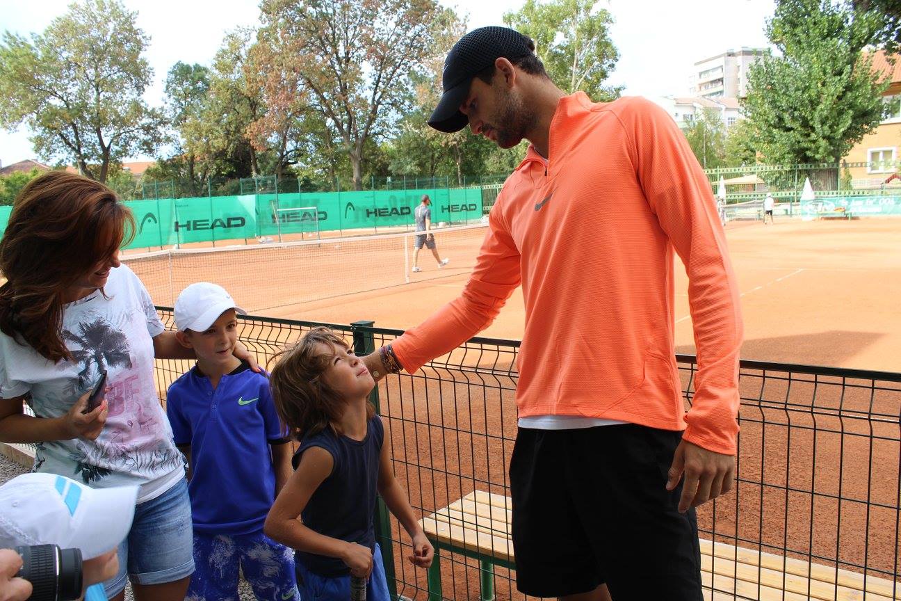 Тенис-празник в Хасково - деца ще получат подаръци с автограф на Гришо