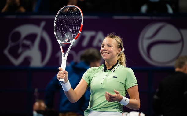 Първият полуфинален двубой на WTA 1000 турнира в Доха обещаваше