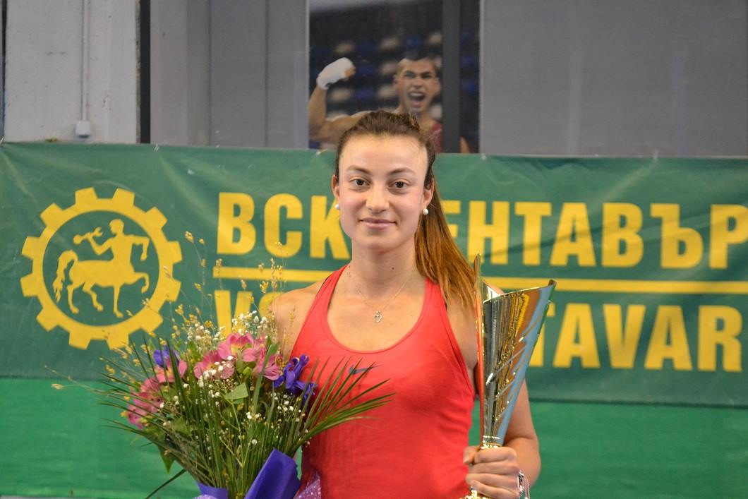 Петя Аршинкова достигна ¼-финалите в Сърбия