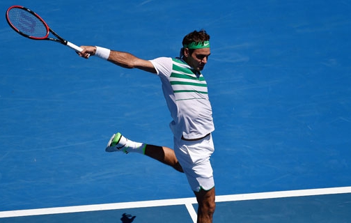 Федерер се връща в игра чак през април