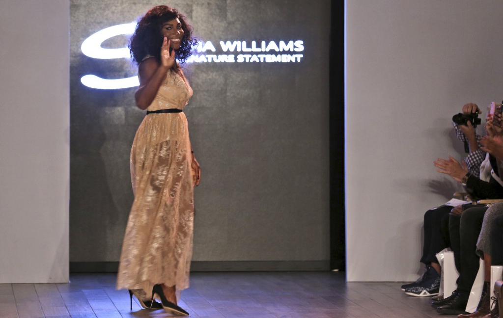 ВИДЕО: Вижте как премина модното ревю на дизайнерката Серина