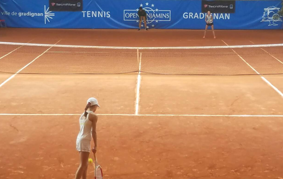 Росица Денчева започна с победа на силен турнир във Франция