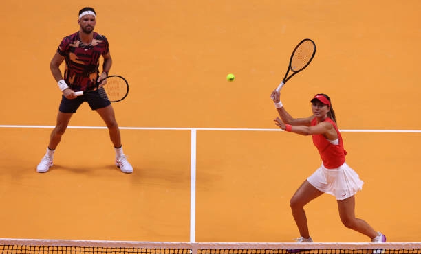 Подобаващо завръщане: Григор и Бадоса сломиха Тийм и Павлюченкова в невероятно тенис шоу!