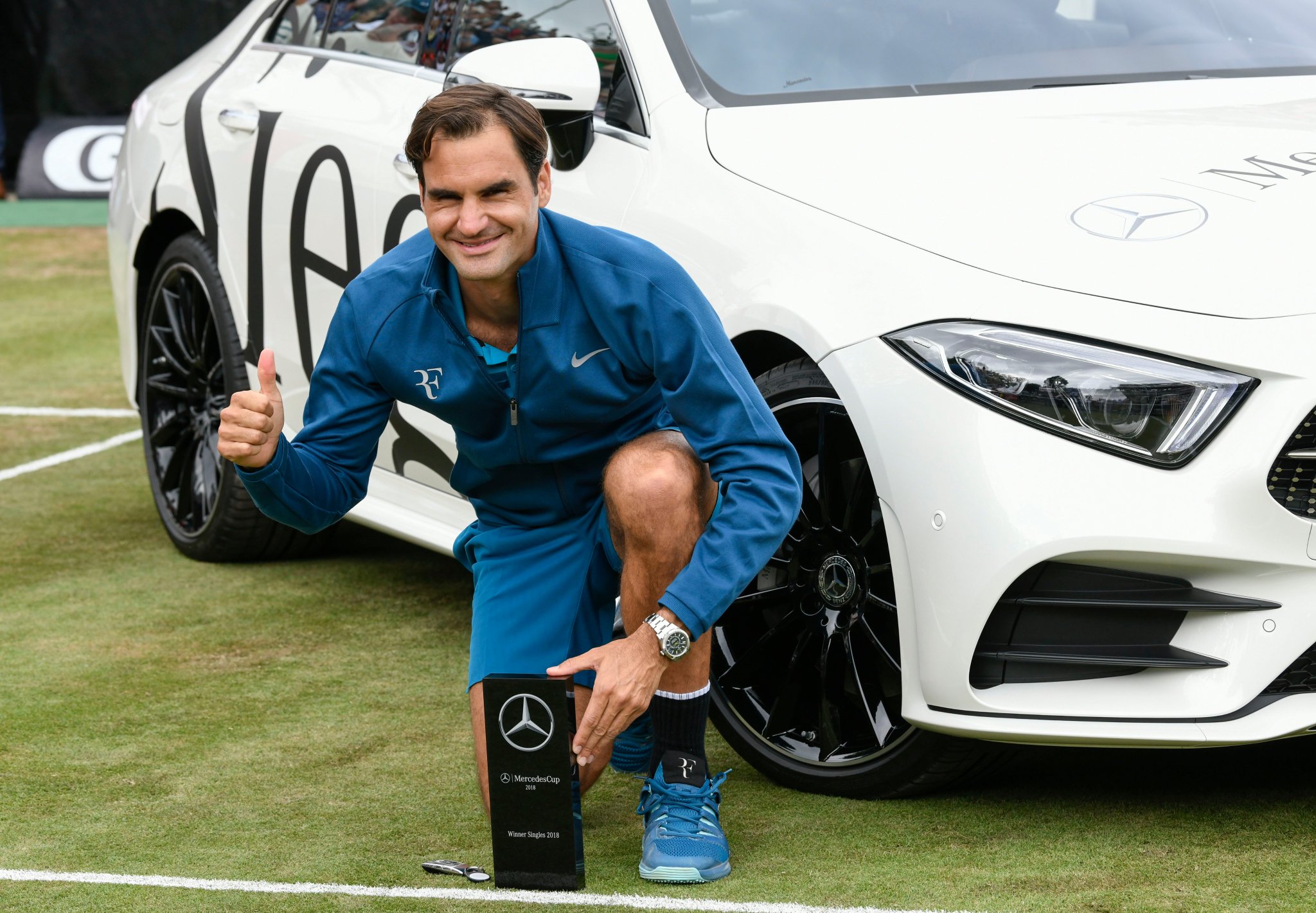 Сериозен залог за Федерер в Хале: Първото място в света и 99 титла