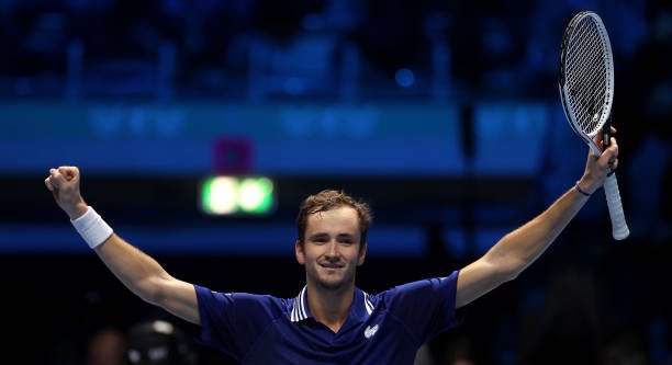 Даниил Медведев е първият полуфиналист на Nitto ATP Finals 2021!