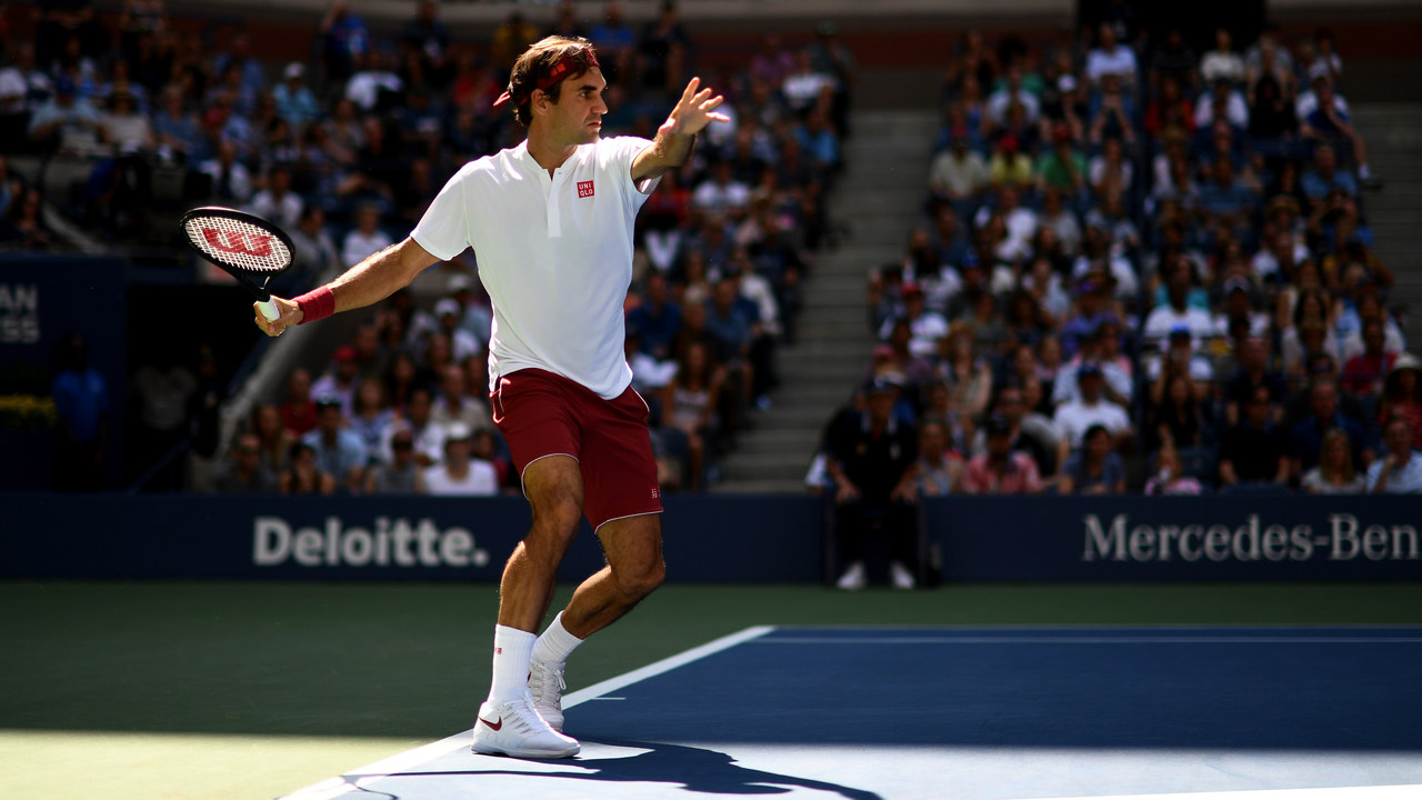 Федерер за 17-и път достигна осминафиналите на US Open (видео)