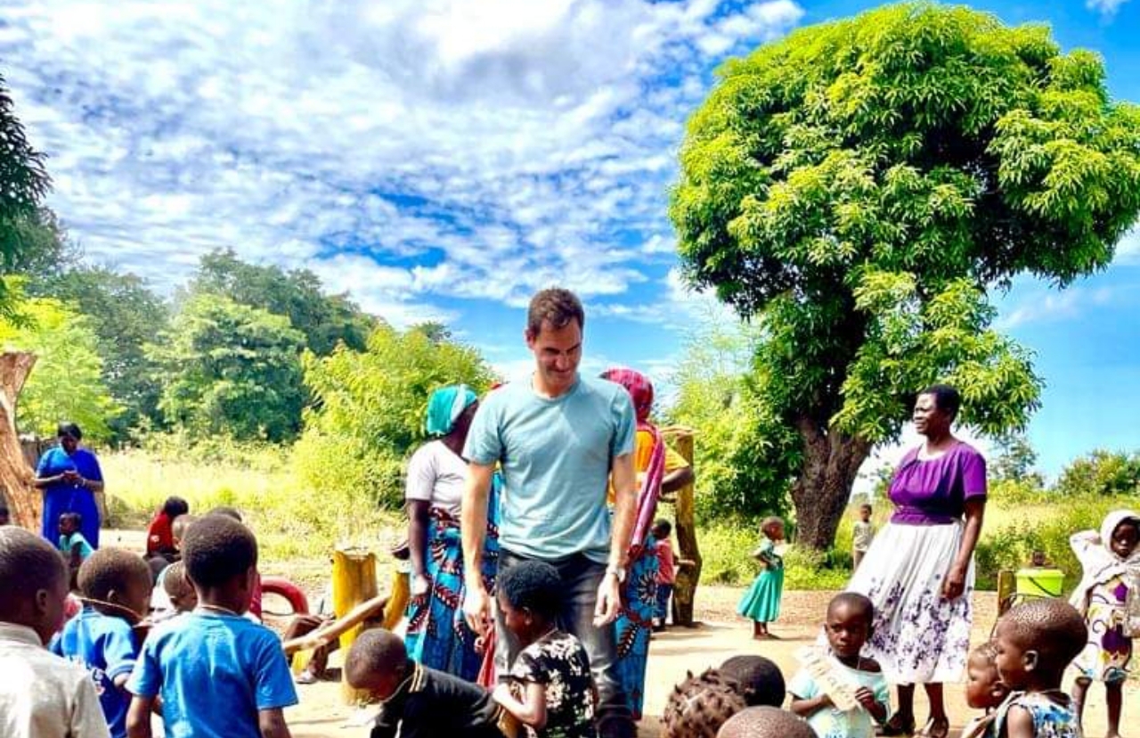 Шампион и извън корта: Федерер с благороден жест към децата на Африка