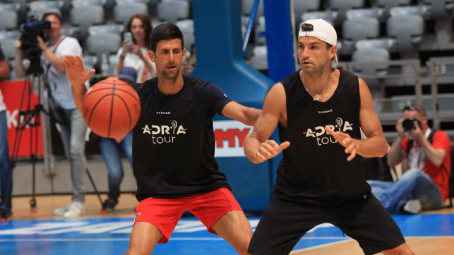 Гришо, Джокович и компания играха и баскетбол (видео)