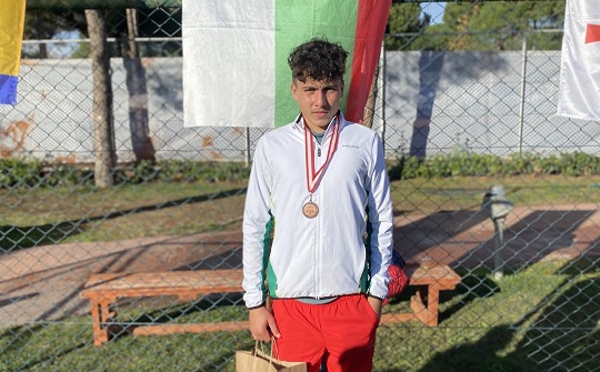Програма: 13-годишният Иванов в битка за място във финалния сблъсък на Уимбълдън