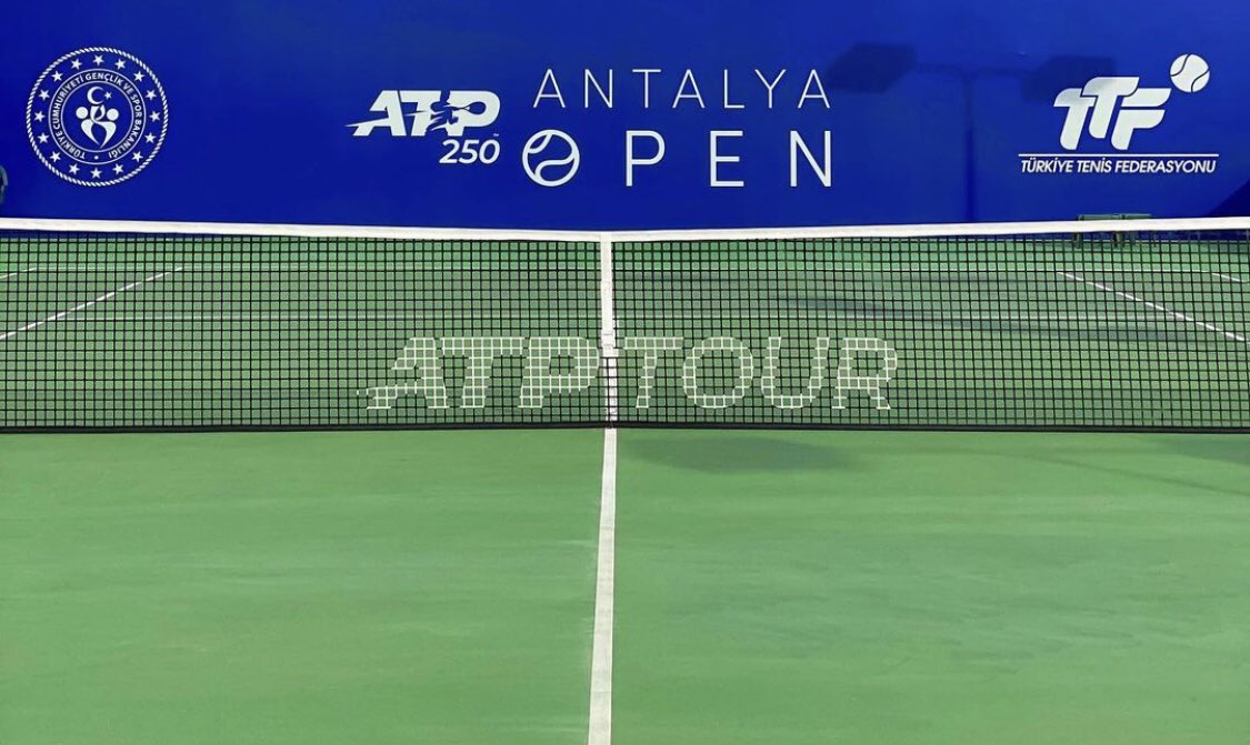 Дни преди началото: Antalya Open с много отказвания и технически проблеми