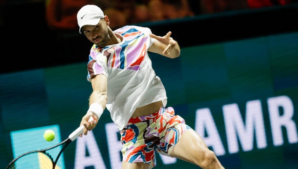 Най добрият ни тенисист Григор Димитров откри по безапелационен начин кампанията