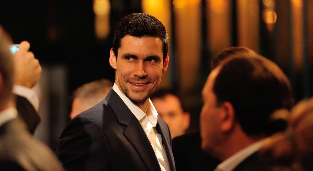 Виктор Ханеску: Федерер е шампион и извън корта, поздравява всеки