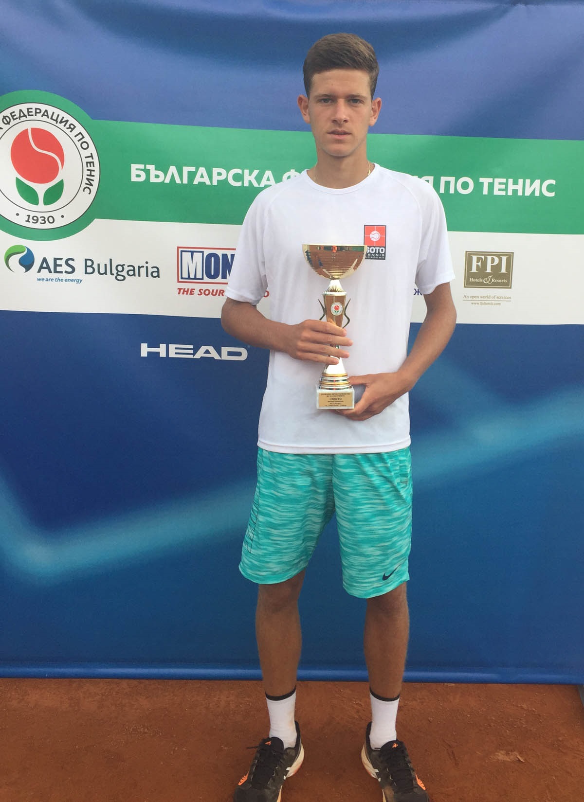 Симон-Антони Иванов се класира на нов финал в Черна гора
