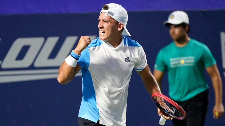 Себастиан Баез завоюва своята втора поредна титла в ATP Тура