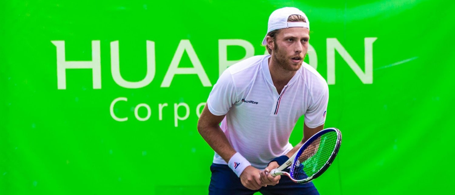 Фарс: Тенисист се отказа по време на мача си и съобщи на съперника, че е болен от Covid-19