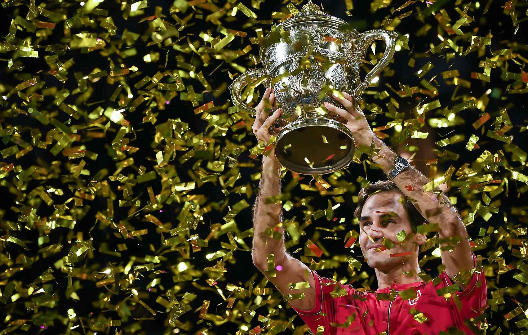 Емоционалният Федерер: Имах прекрасна седмица, този трофей е специален за мен
