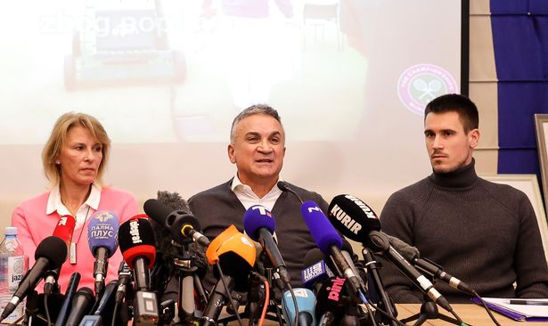 Семейство Джокович прекрати пресконференция след въпрос за болестта на Новак