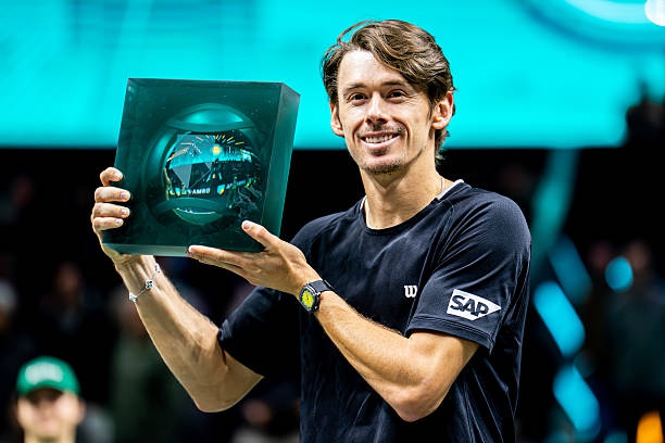 Алекс Де Минор завоюва своята 11 та титла в кариерата