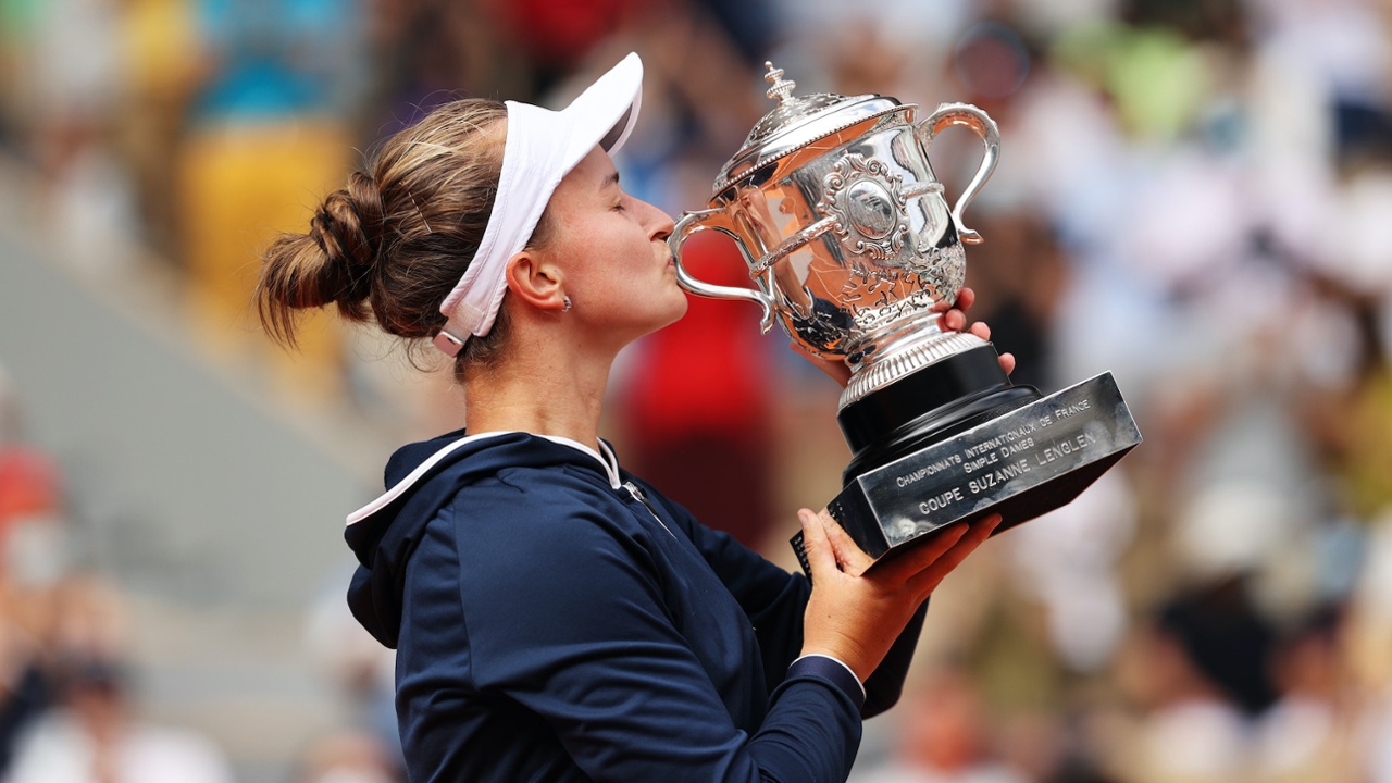 WTA ранглиста: Крейчикова се завръща като №2; Радукану все по-близо до дебют в топ 10