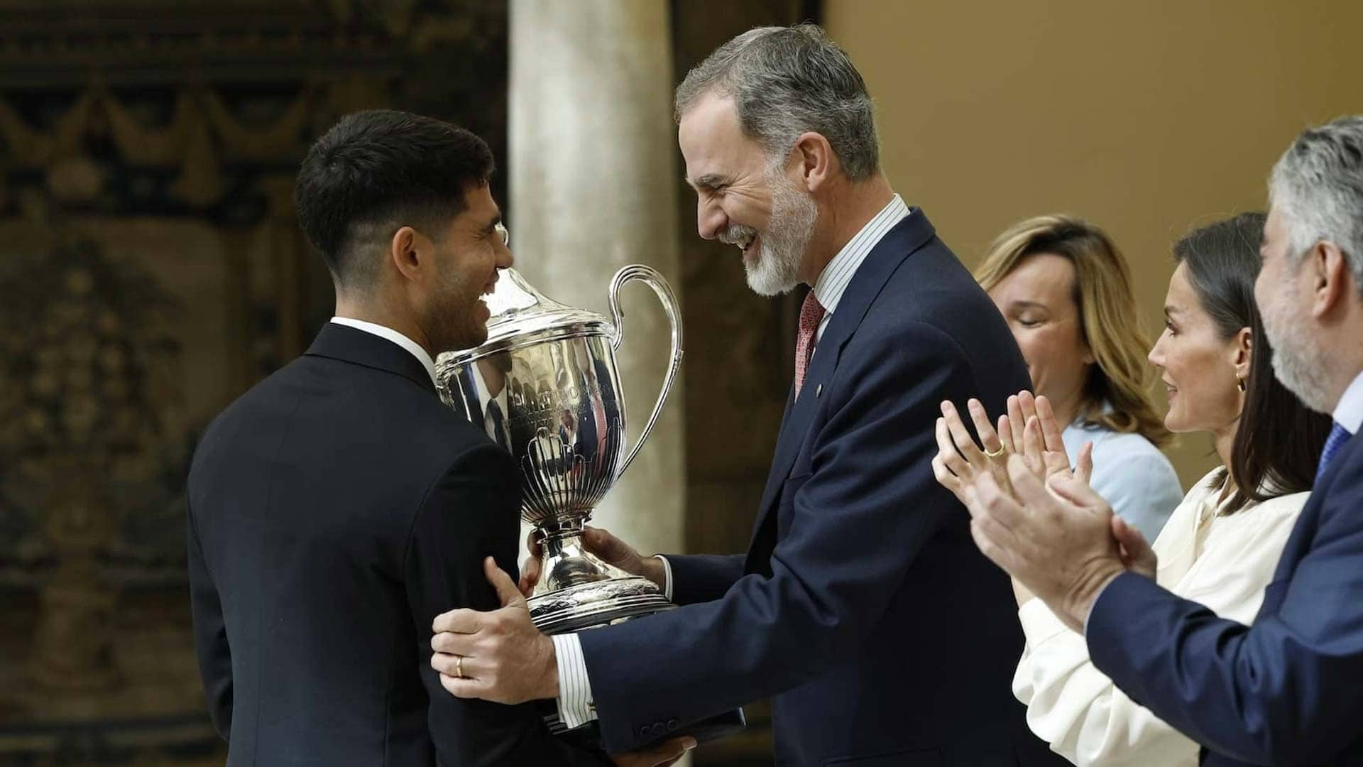 Признание от най-високо ниво: Кралят на Испания награди лично Карлос Алкарас (снимки)