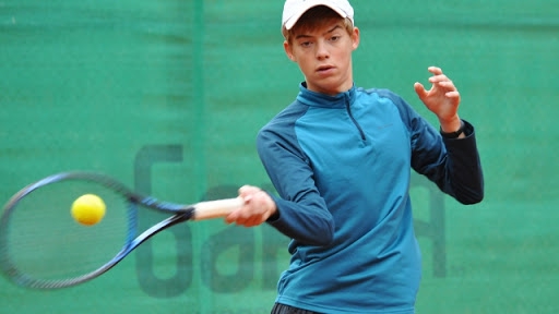 Пьотр Нестеров постигна първата си победа при мъжете и е 1/8-финалист в Созопол!