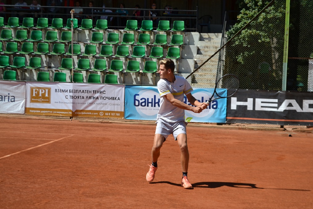 Симон-Антони Иванов се класира за първия си полуфинал през своята кариера!