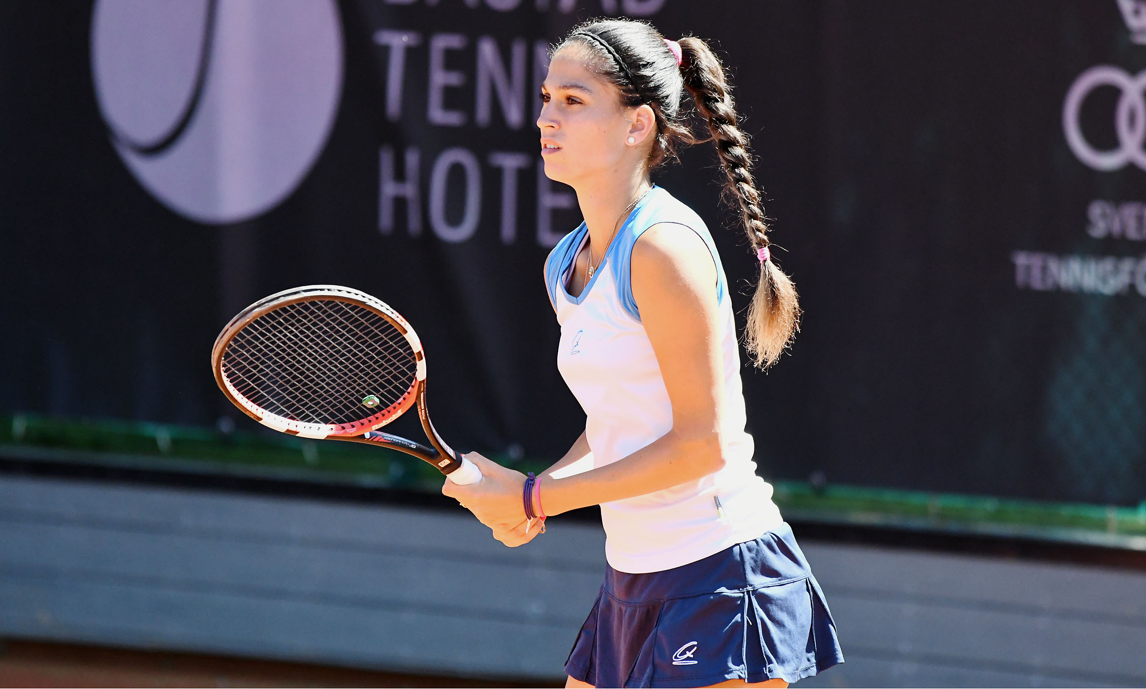 Шиникова блести на WTA турнир в Мароко - надигра германка в два сета