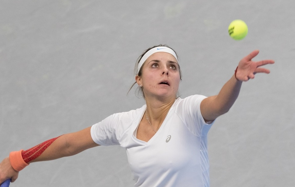 Виктория Томова започна с двусетова победа участието си в Унгария