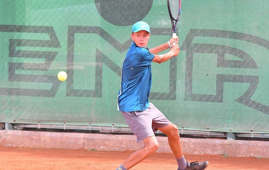 19-годишен българин дели първото място с Медведев по най-много победи за сезона
