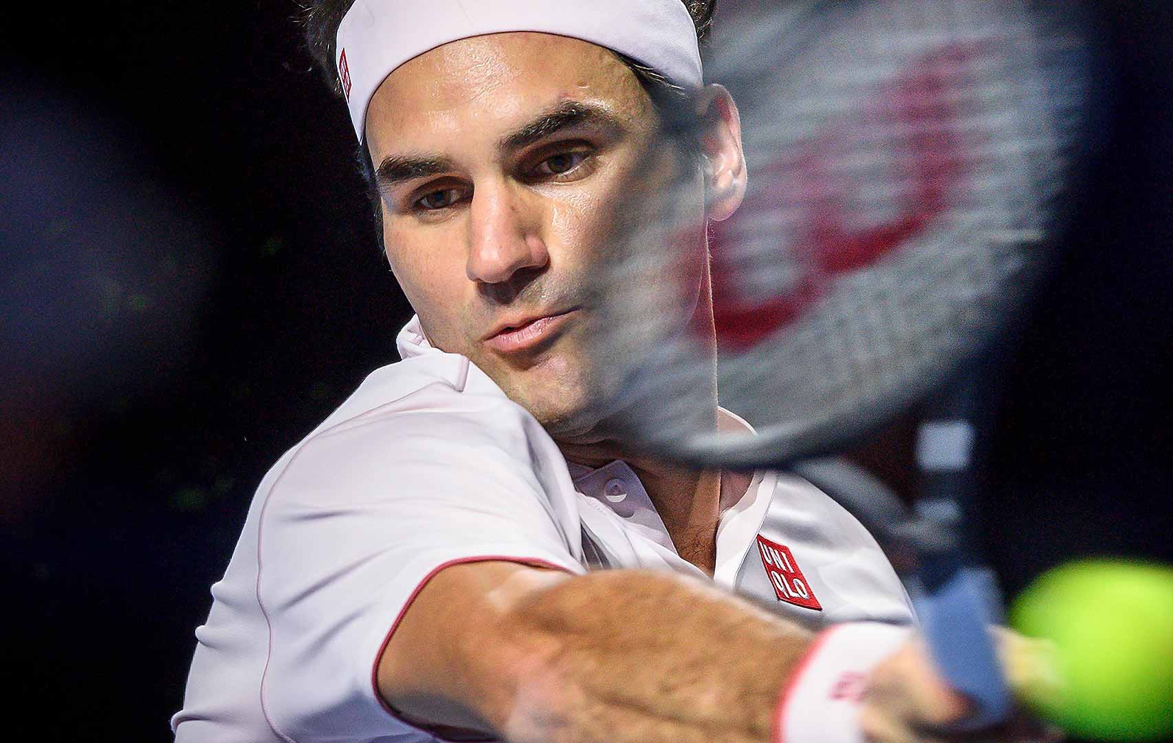 Федерер се класира за своя 14-и финал в Базел след лесен успех над Медведев