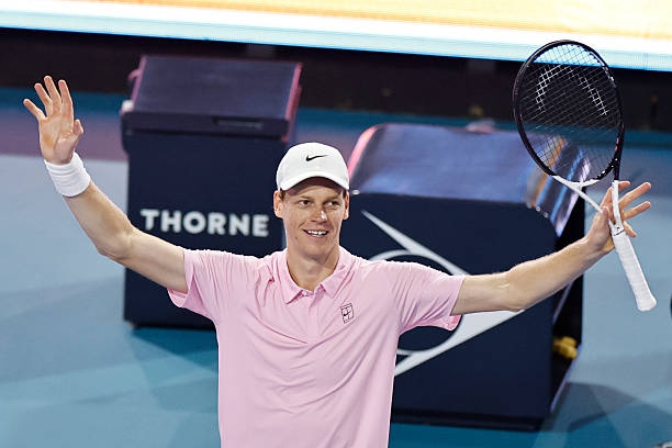 Да опитомиш непробиваемия: Синер опитоми сензацията на турнира за исторически триумф в Маями!